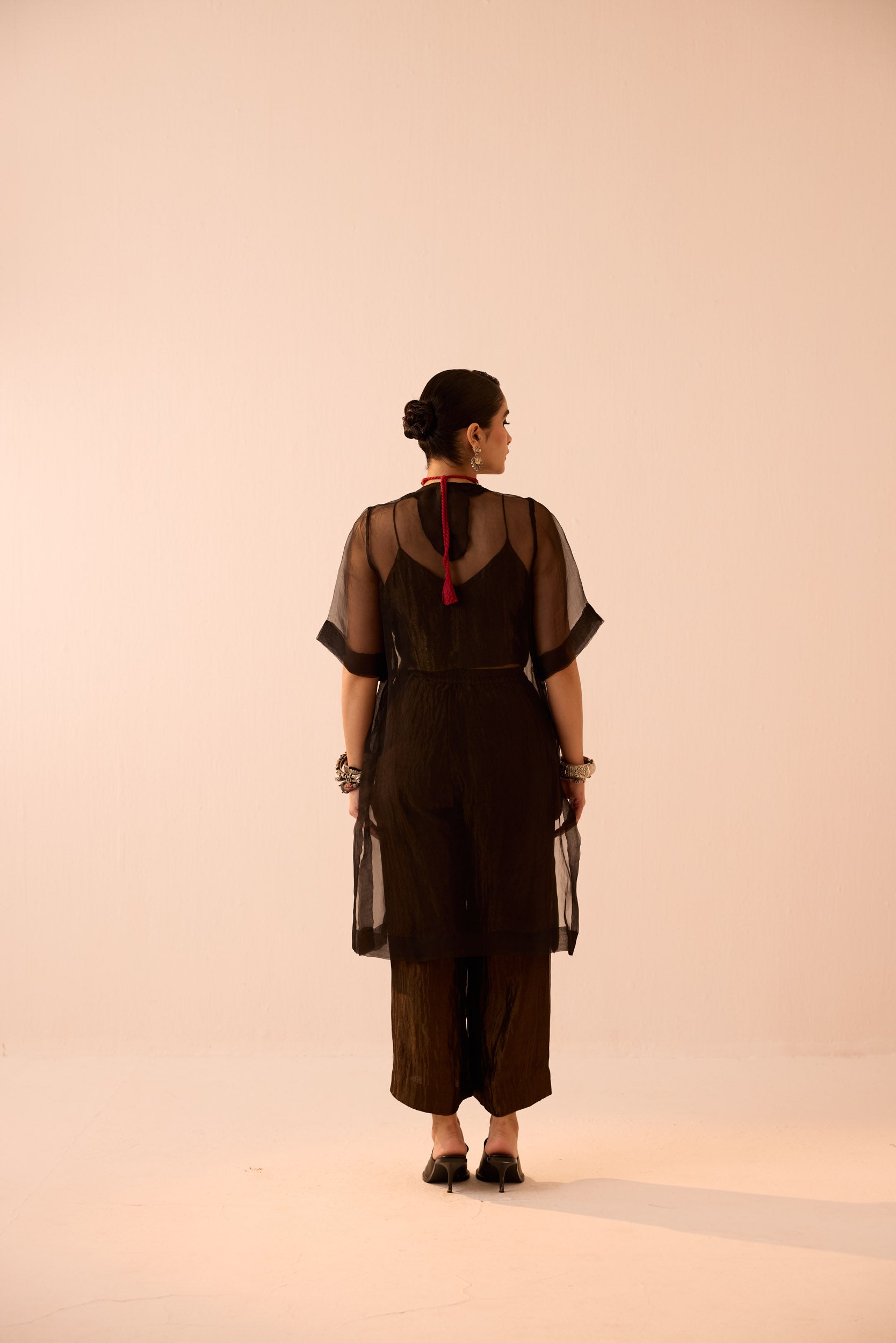 BLACK OVERLAY COORD