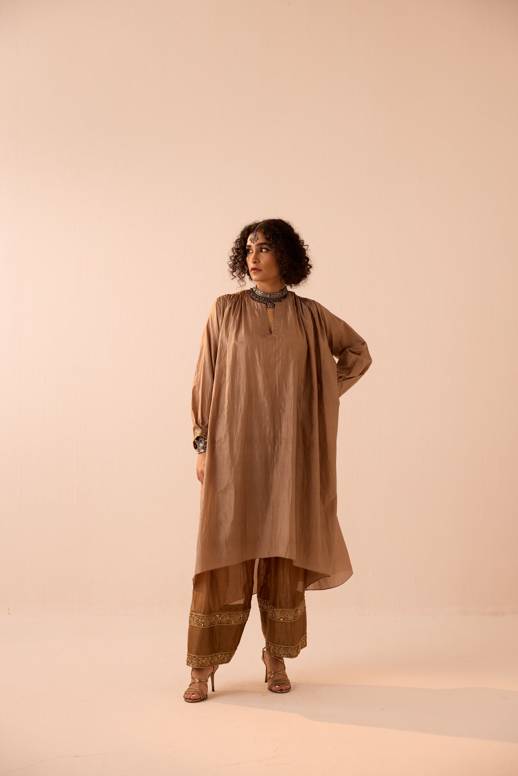 TAUPE KURTA SET