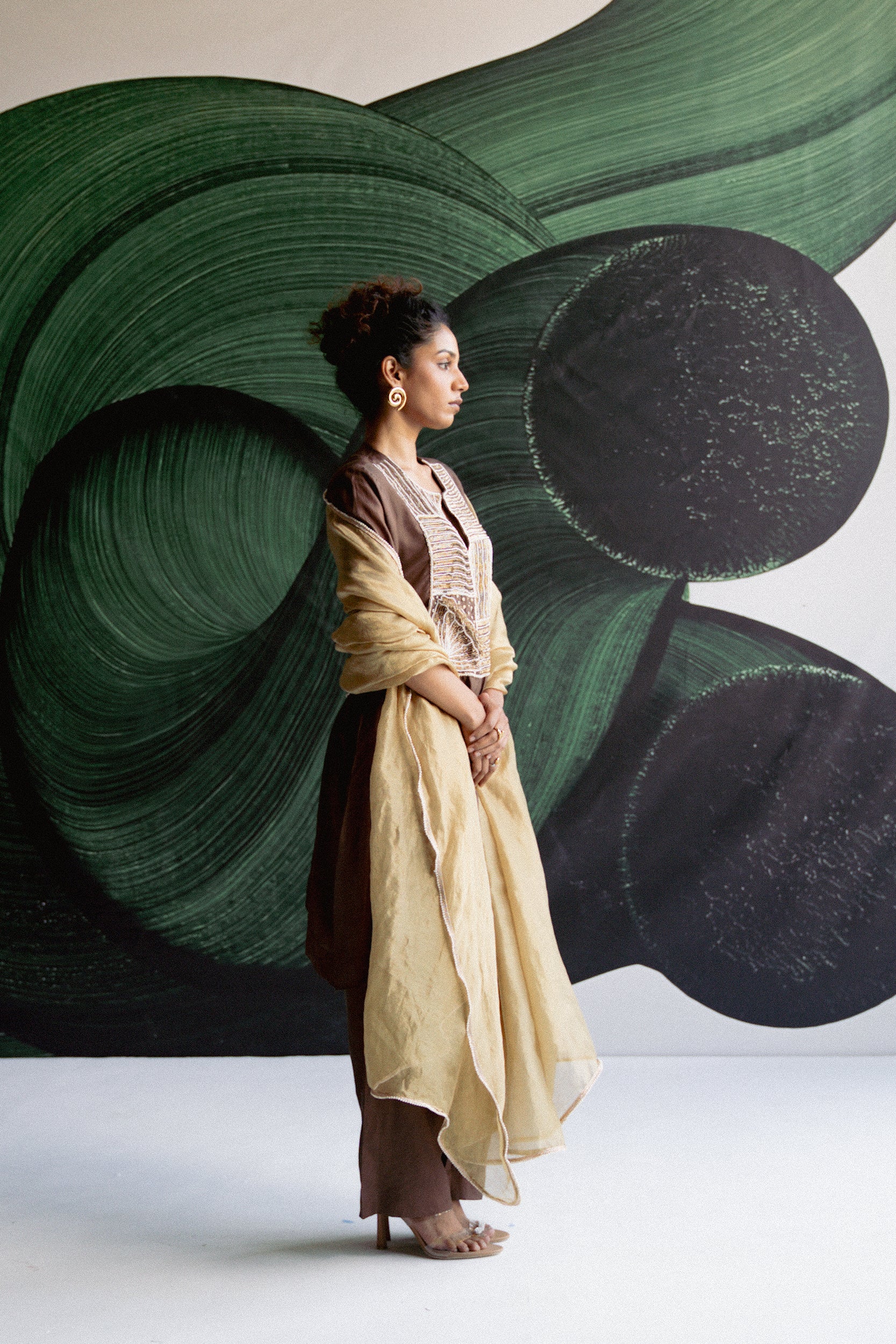 BROWN AND GOLD KURTA SET