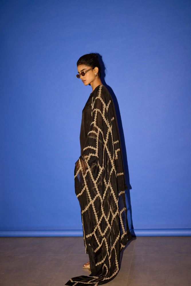 Black Line work Dupatta - Dupatta