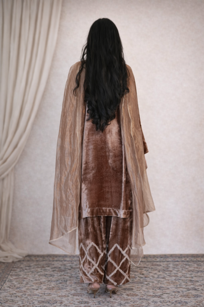 BROWN KURTA SET - Coord set