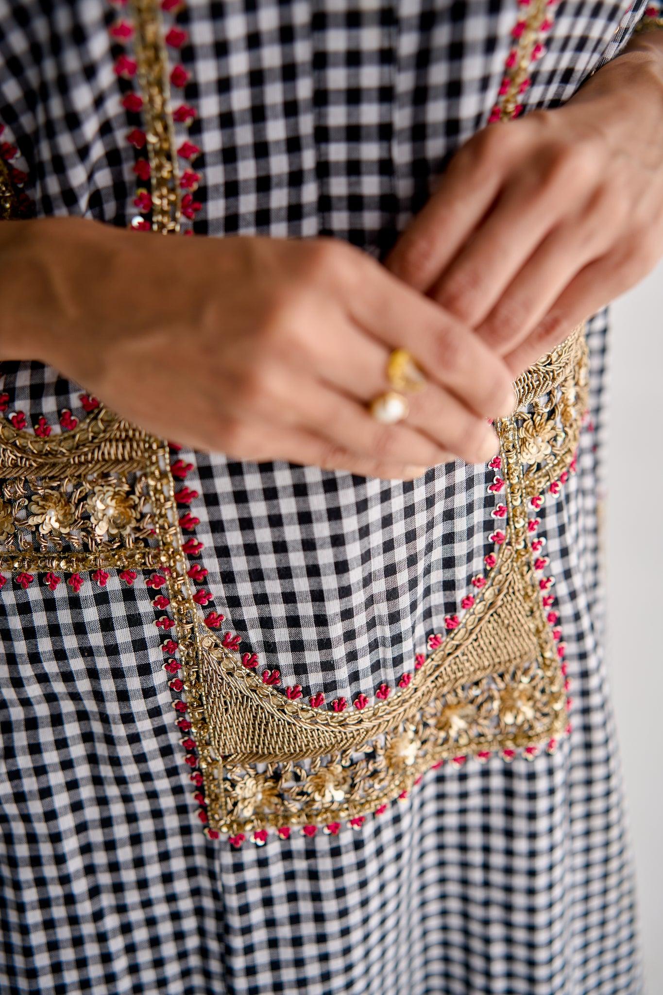 CHECK ANARKALI SET - Esha Arora