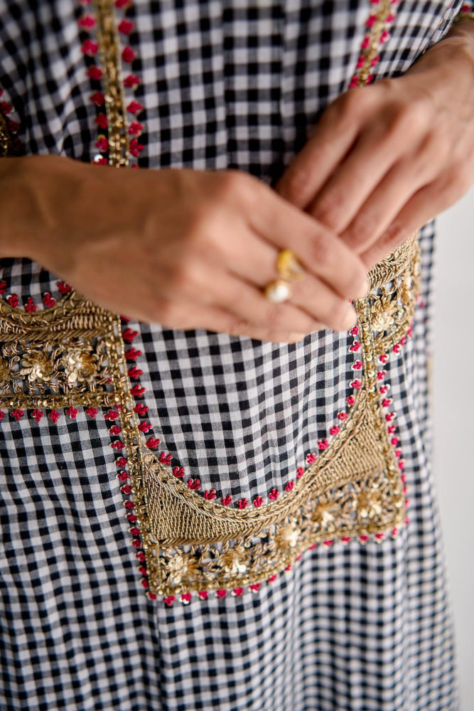 CHECK ANARKALI SET - Esha Arora
