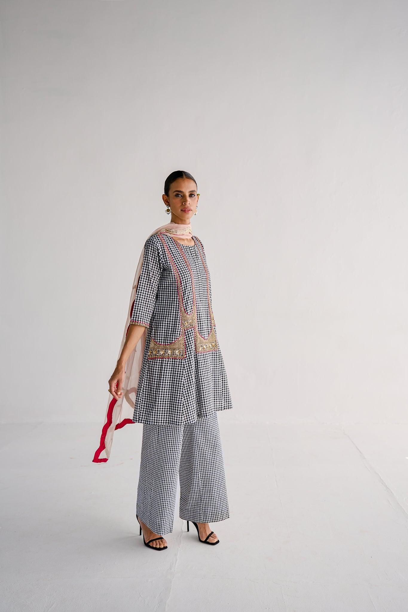 CHECK ANARKALI SET - Esha Arora