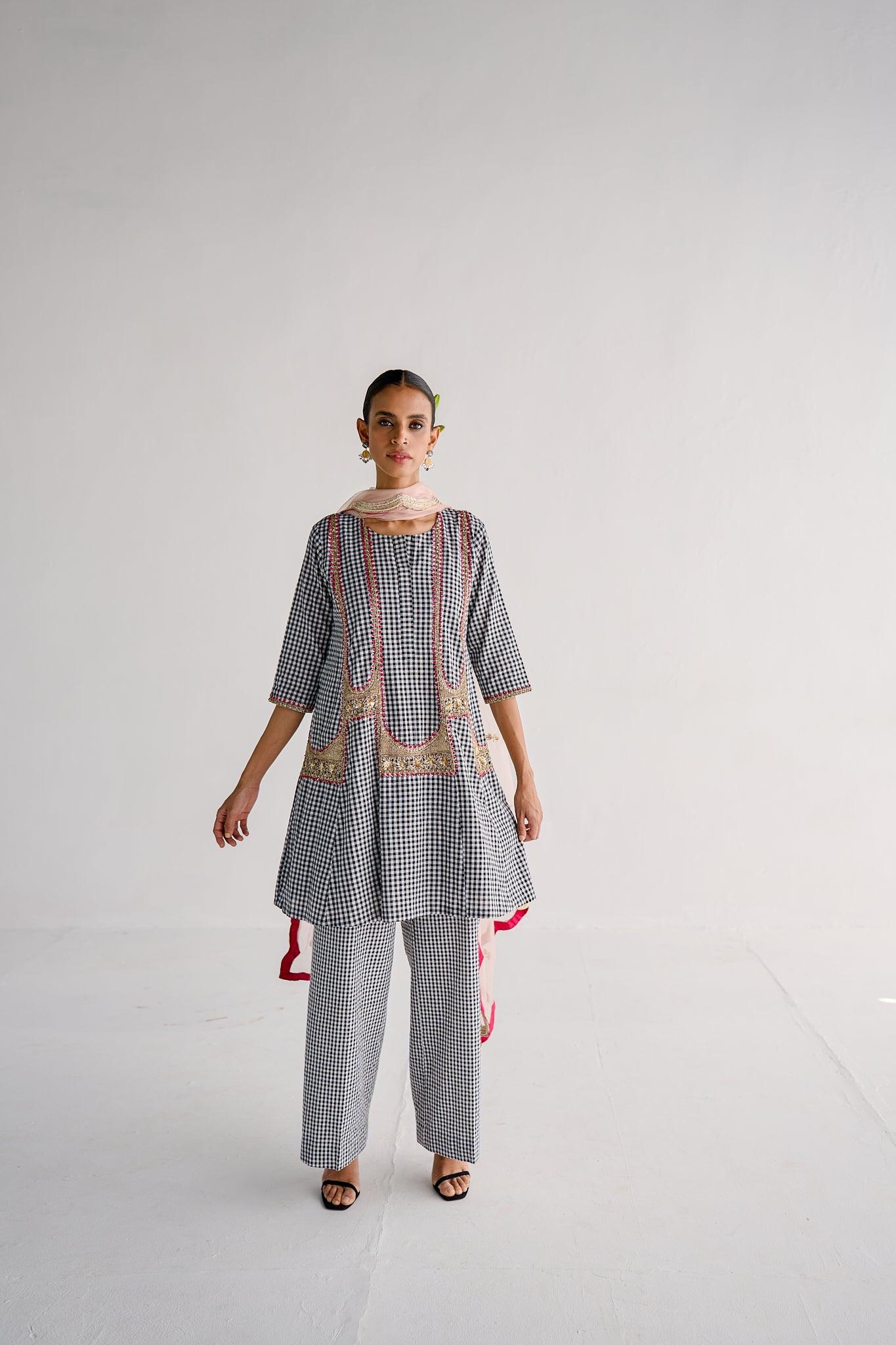 CHECK ANARKALI SET - Esha Arora