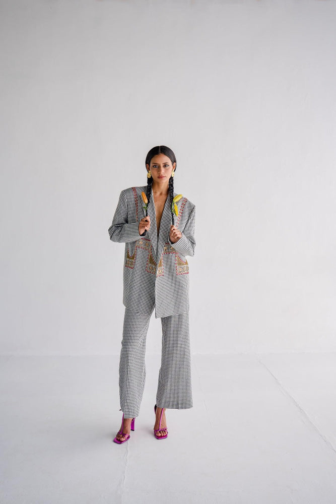 CHECK BLAZER PANT SET - Esha Arora