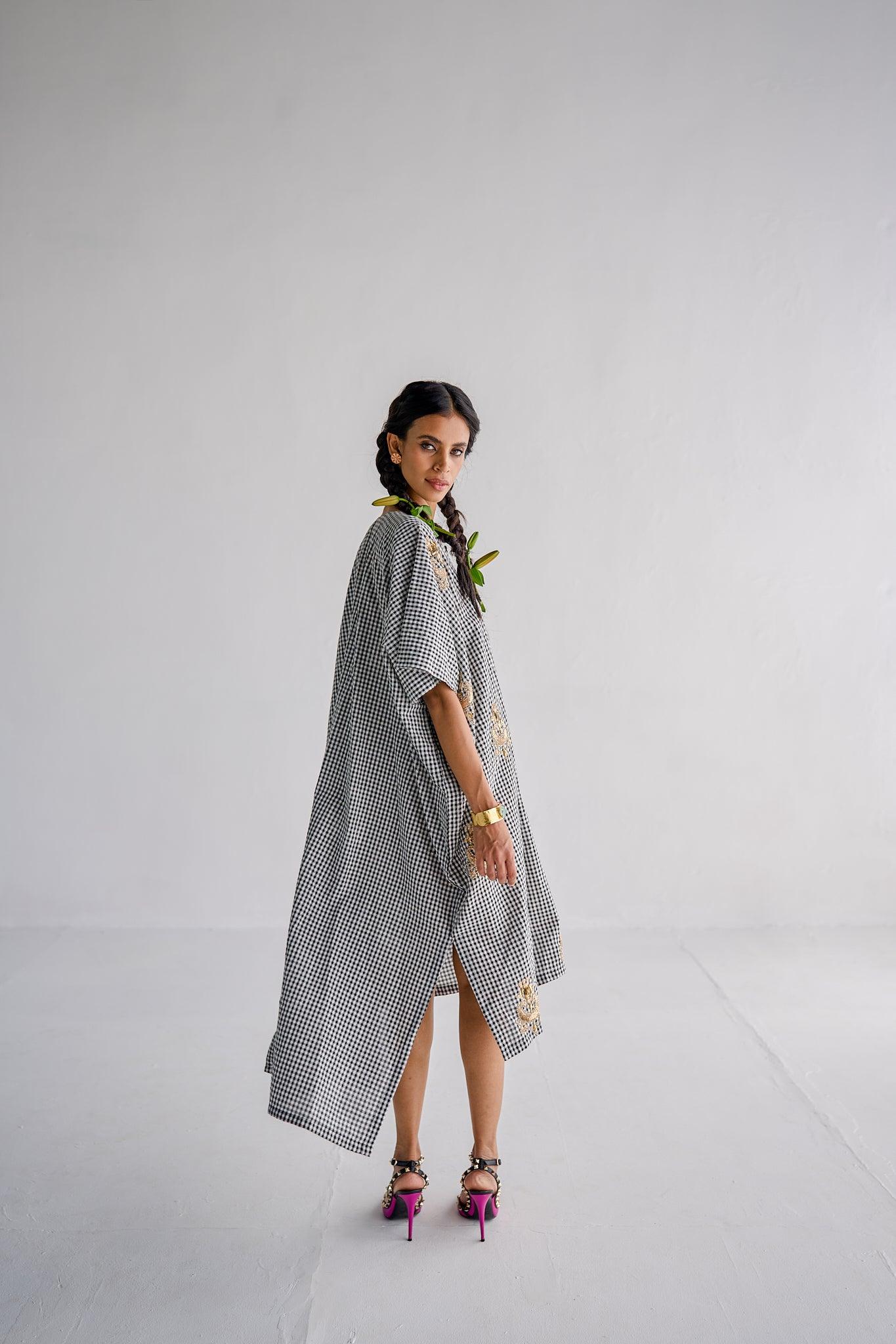 CHECK KAFTAN - Esha Arora