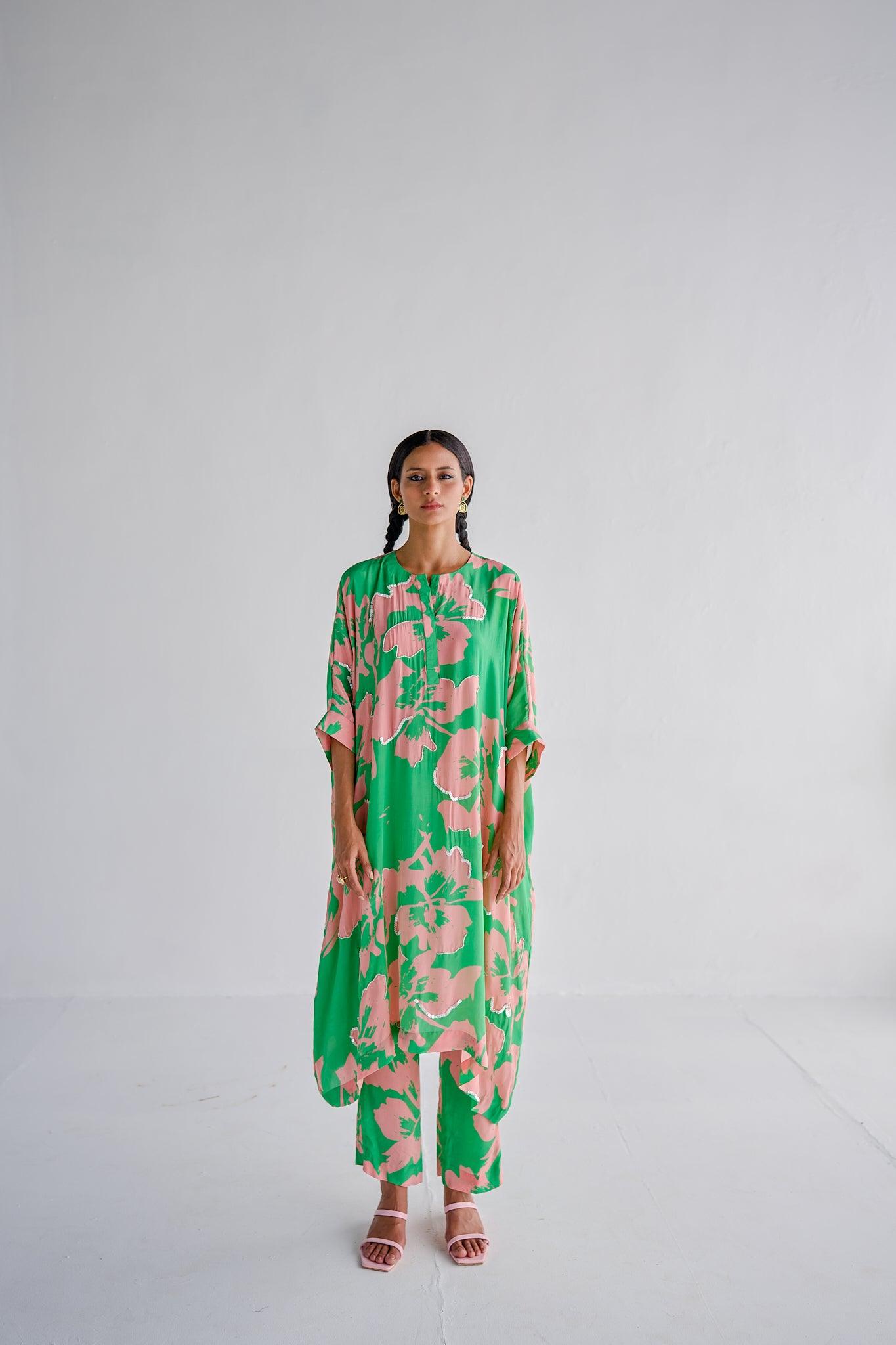 GREEN OVERSIZED COORD SET - Esha Arora