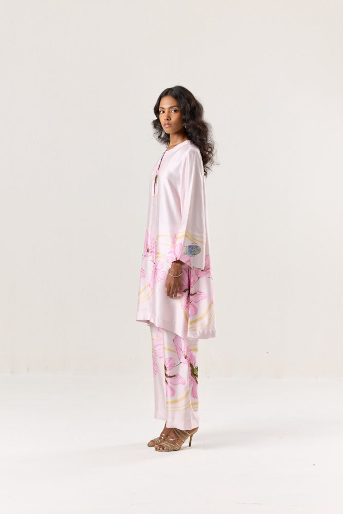 Lotus Wing Kurta Set - kurta set