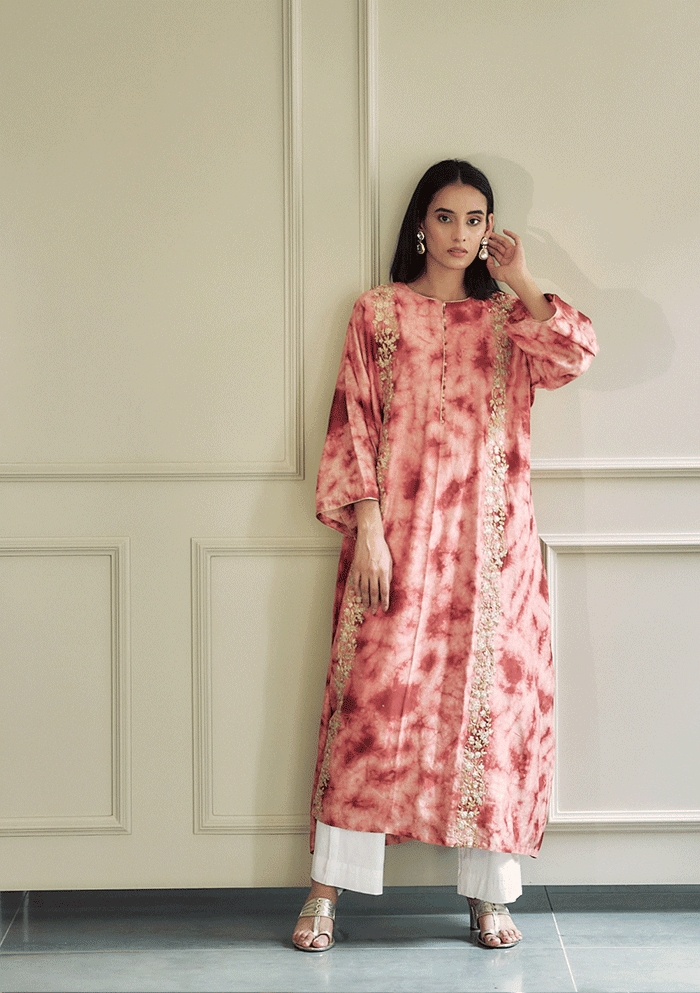 MADELEINE - Esha Arora