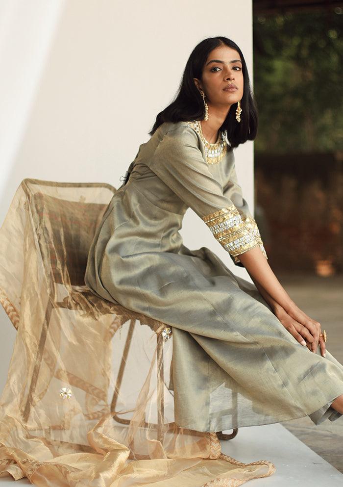 PHEONIX - Esha Arora