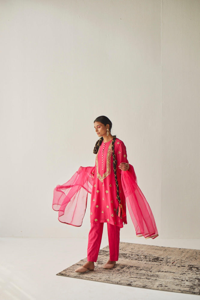 PINK GEORGETTE SUIT - Esha Arora