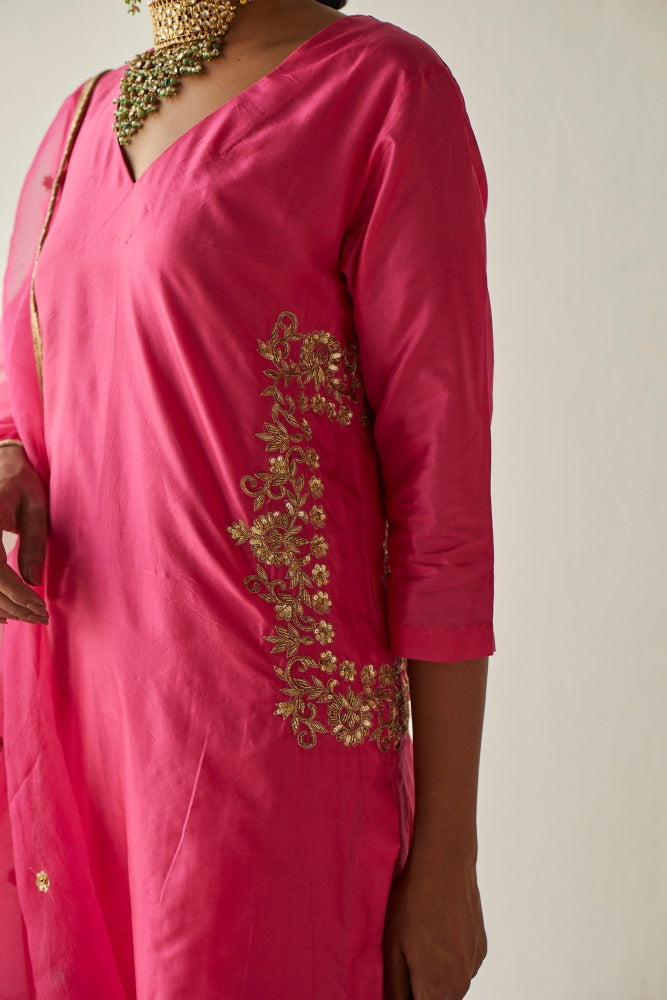 PINK SILK SUIT - Esha Arora