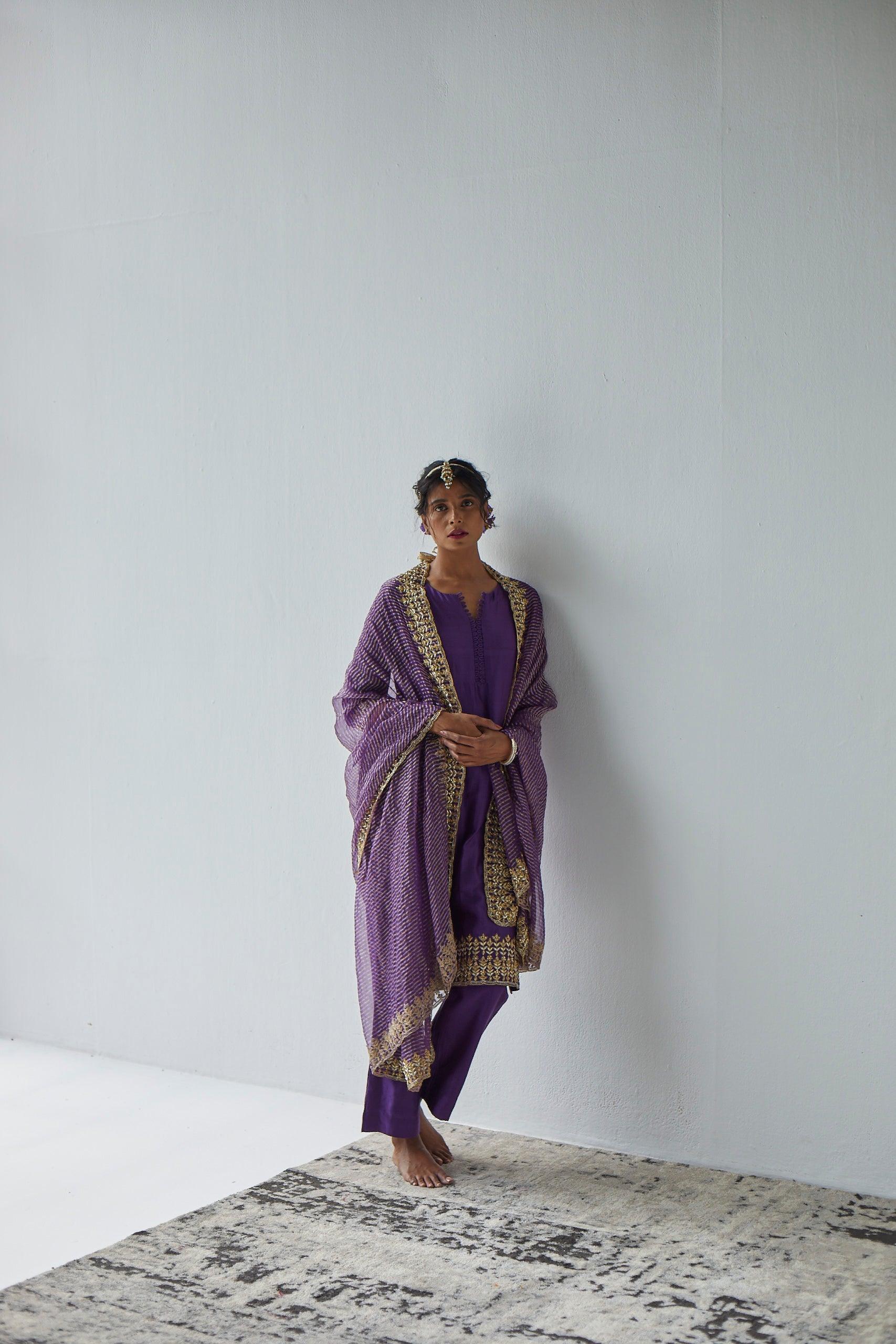 PURPLE SUIT - Esha Arora