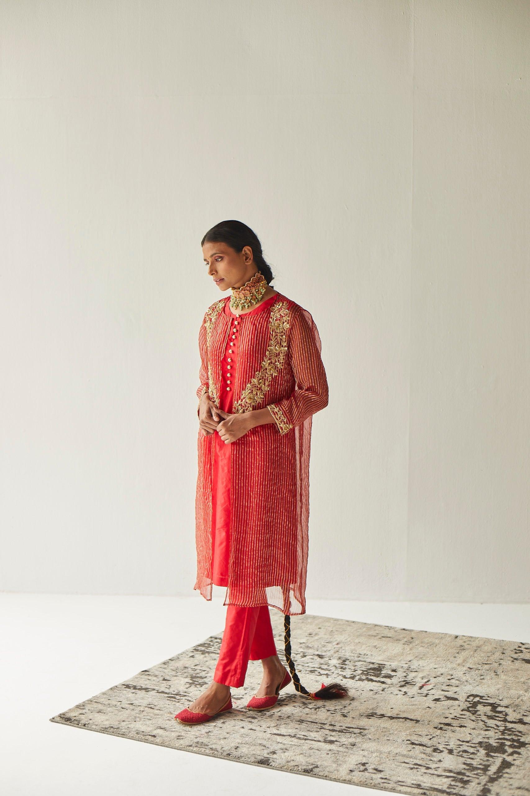 RED ORGANZA JACKET SUIT - Esha Arora