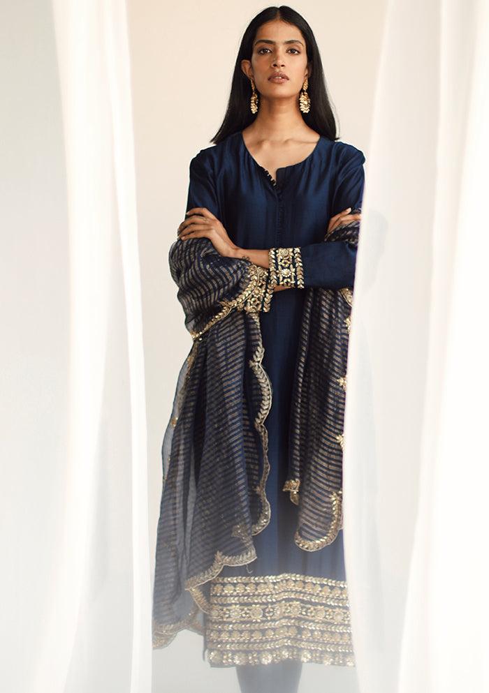 SAPPHIRE - Esha Arora