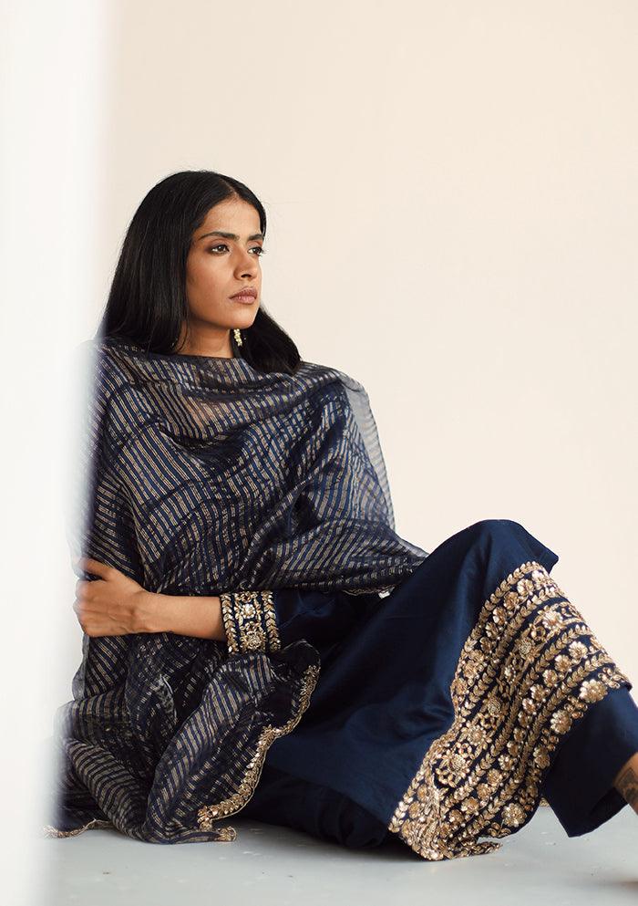 SAPPHIRE - Esha Arora