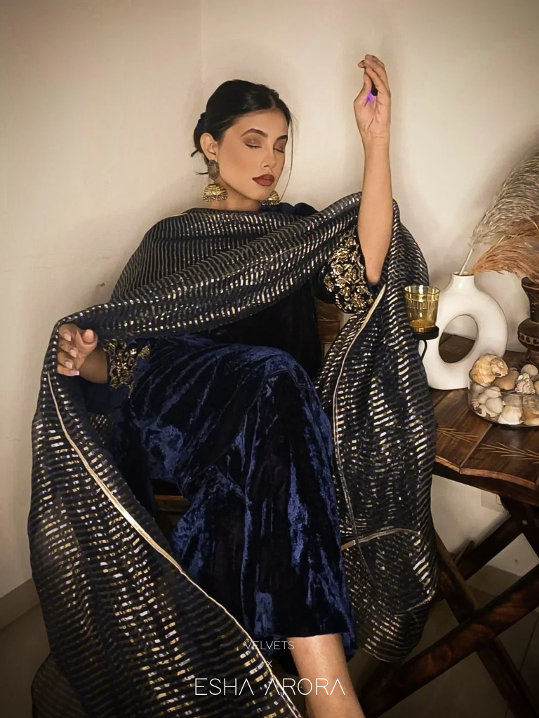 VELVET NAVY BLUE SUIT - Suit