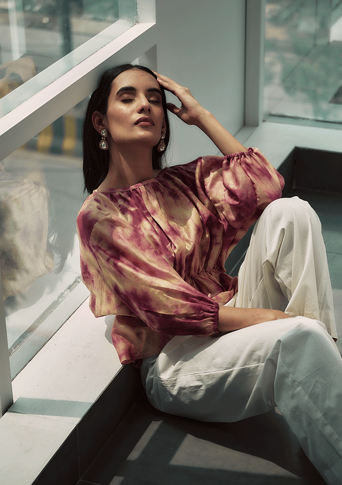 ZOE - Esha Arora