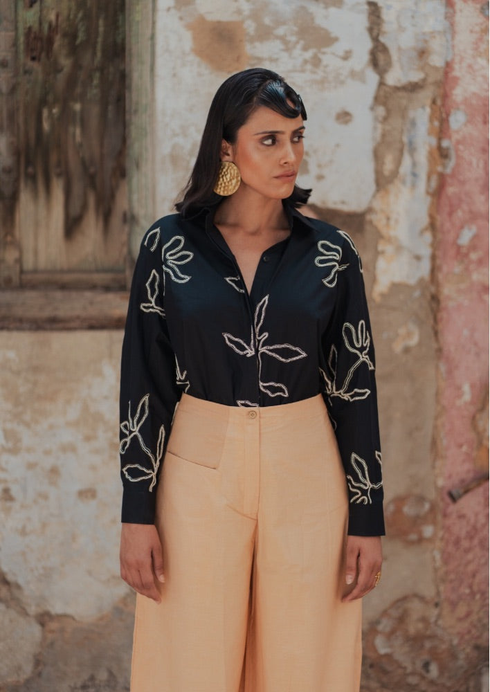 Black Dense Motif Shirt - XS - Shirt