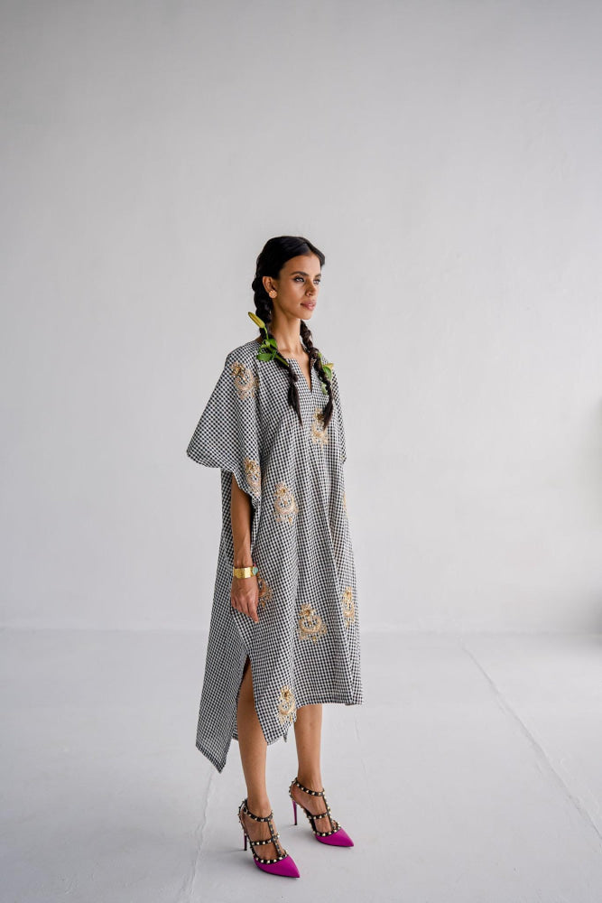 CHECK KAFTAN - Esha Arora