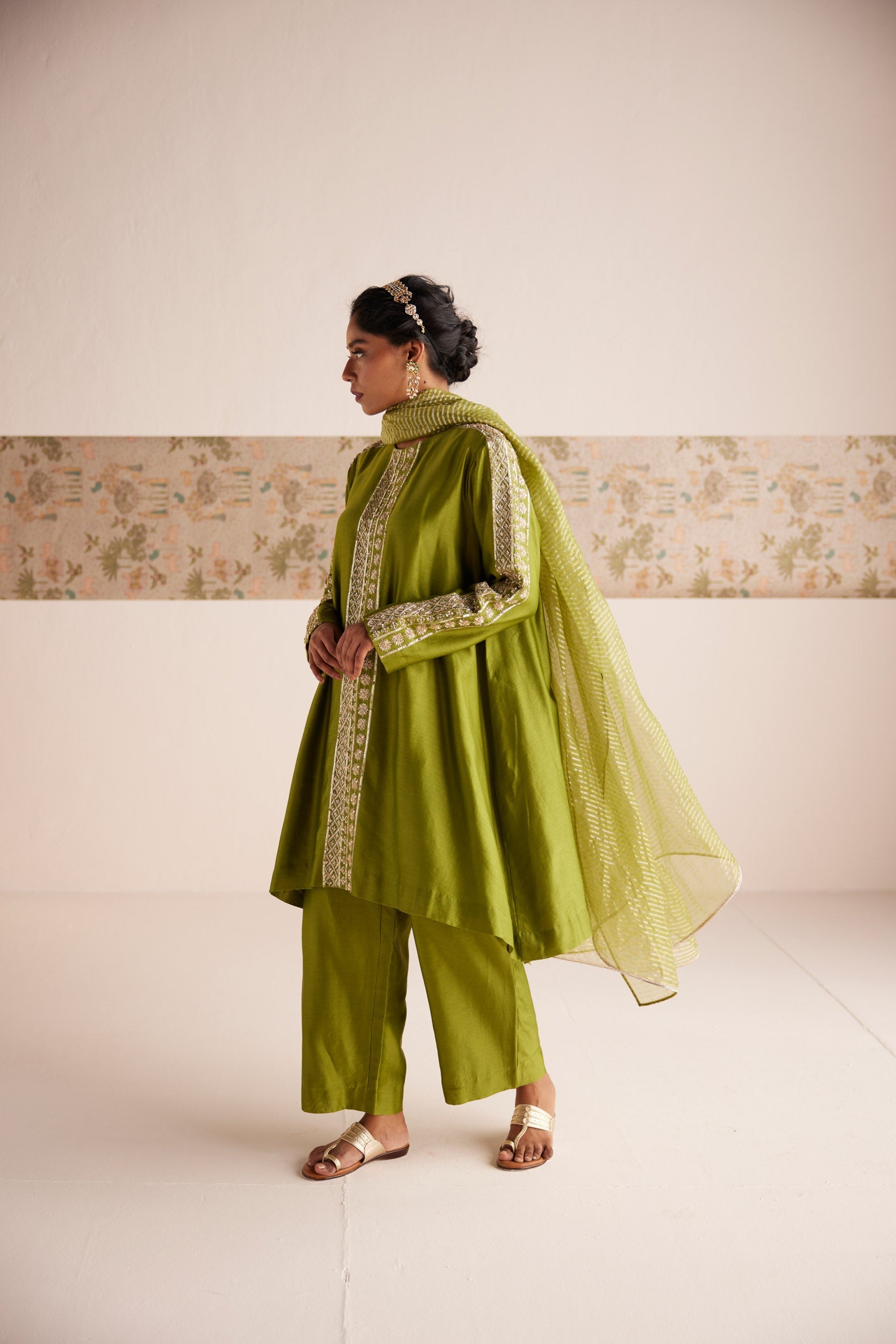 Green A-line suit - Suit