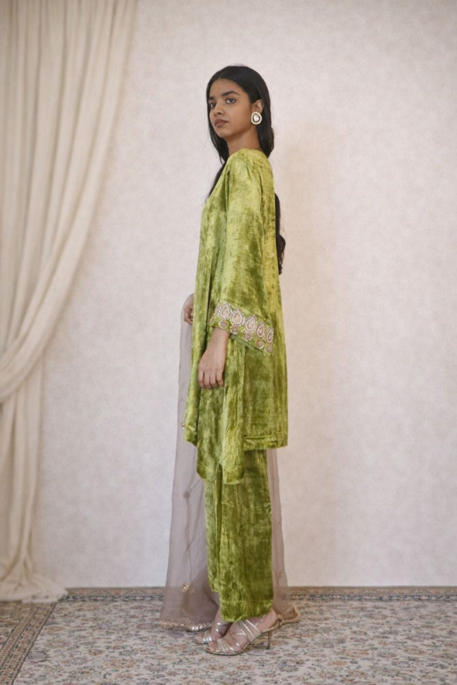 GREEN KURTA SET - Coord set