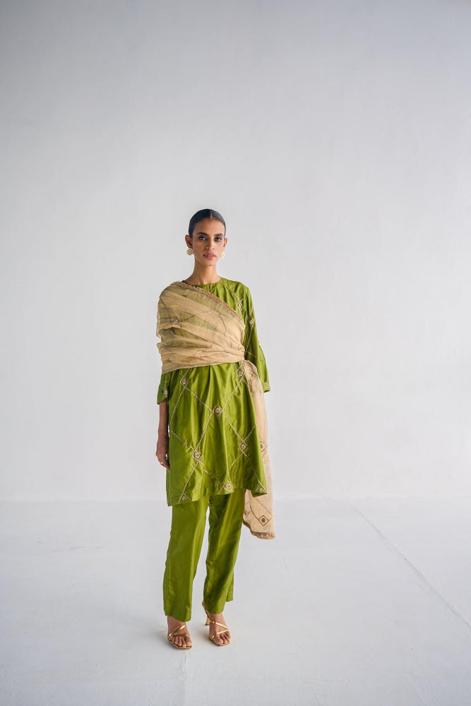 OLIVE GREEN SILK SUIT - Esha Arora