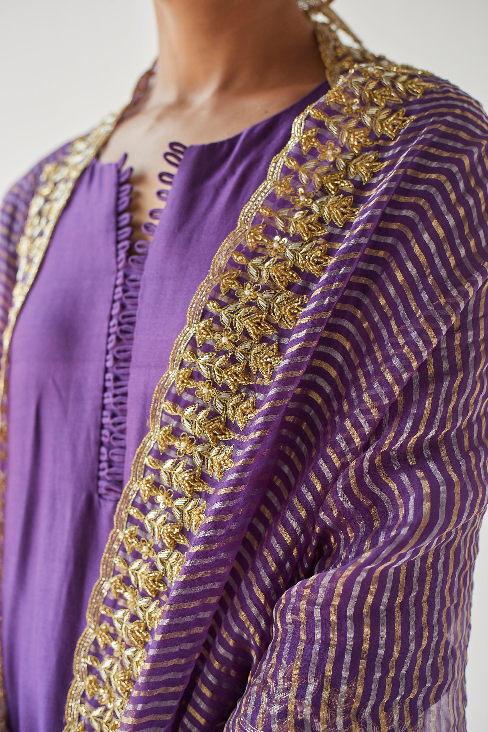 PURPLE SUIT - Esha Arora