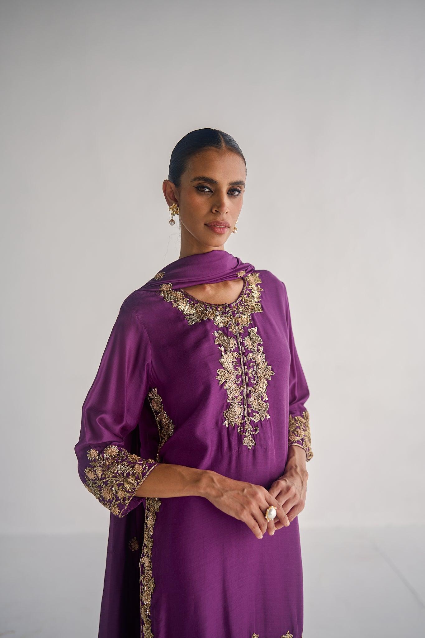 PURPLE SUIT - Esha Arora