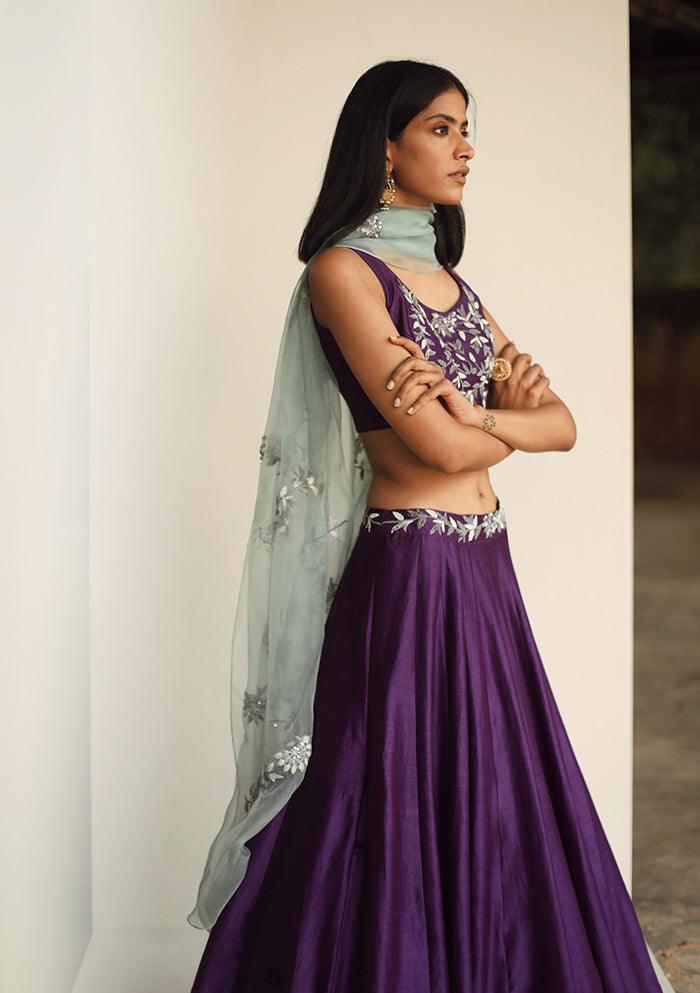 Violet - Esha Arora